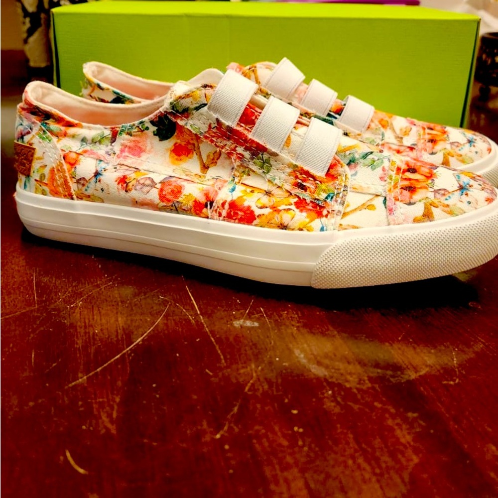 Blowfish sneaker for kid